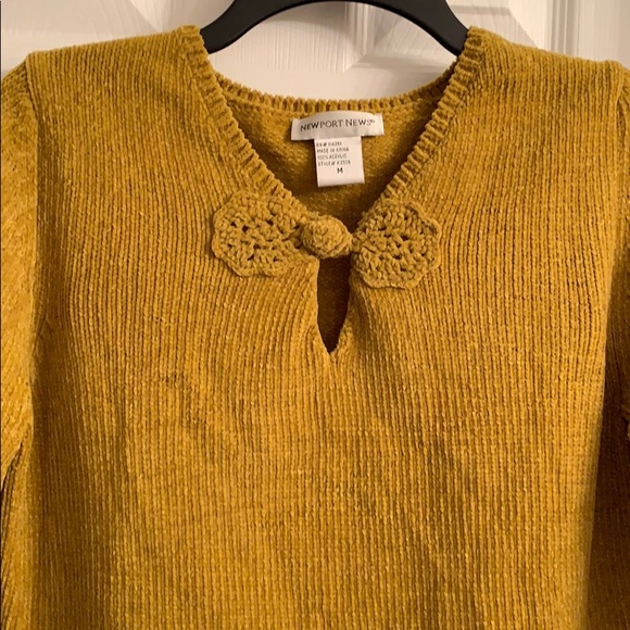 💖Newport News sweater! - Picture 2 of 3